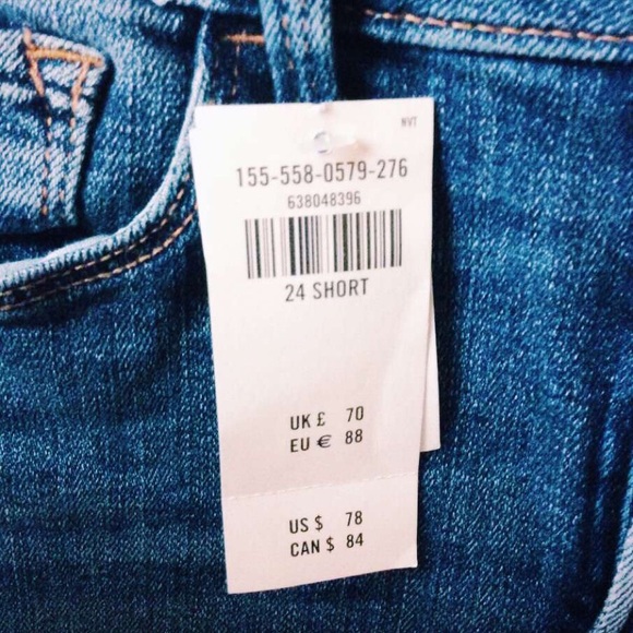 A&F dark wash skinny jeans still has tags! :) - Picture 3 of 4